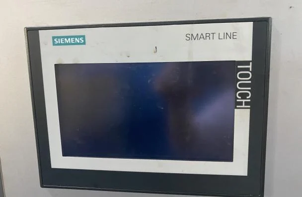 Touch screen HMI on SW-C6 six column four side seal vertical packing machine control panel
